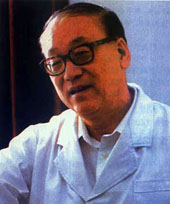 Почетный ректор Китайской Академии Традиционной китайской медицины профессор Тан Ючжи